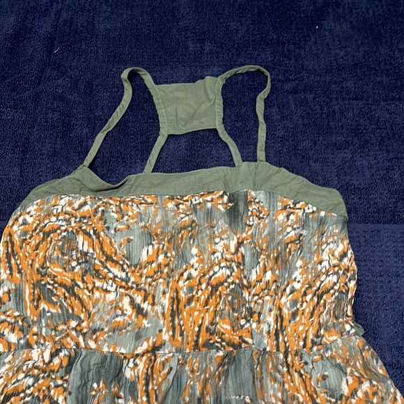 Halter top - Picture 9 of 11